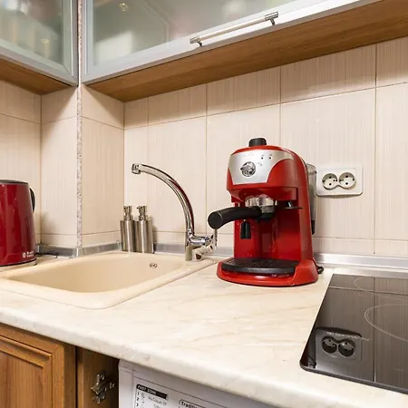 Peaceful Riverside With Private Patio Garden Center Apartament *
