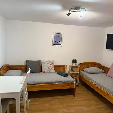 Apartment Peaceful Riverside With Private Garden Center Parking *